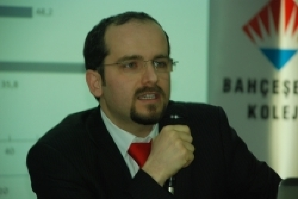 Bahçeşehirli Öğrenciler Sosyal Medya Konusunda Bilgilendirildi 