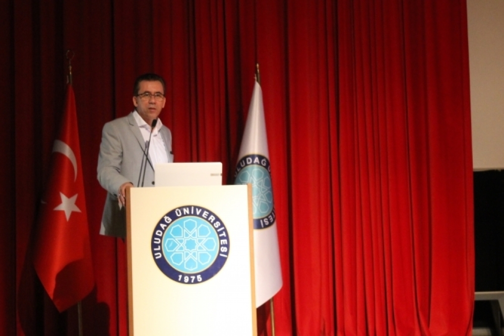 BİSİAD, Uludağ Üniversitesi Bilişim Günlerinde Gençlerle Buluştu. 