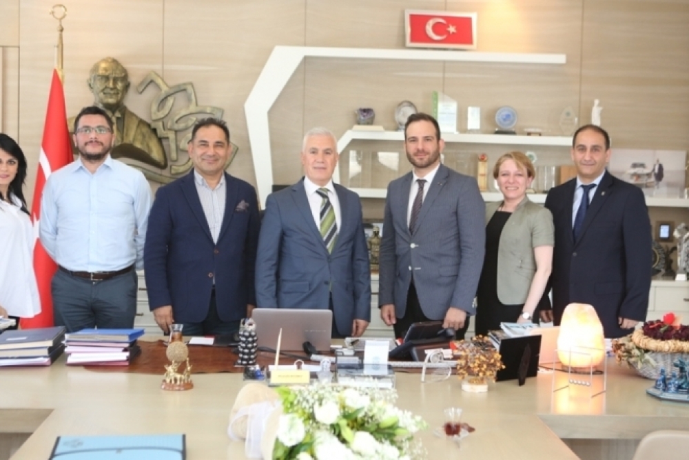 Bursalı Bilişimcilerden Başkan Bozbey'e Ziyaret