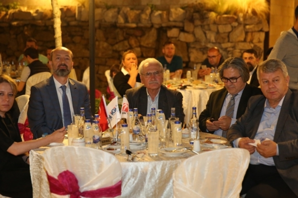 İnegöl’de İGİAD’ın İftar Sofrasına Konuk Olduk. 