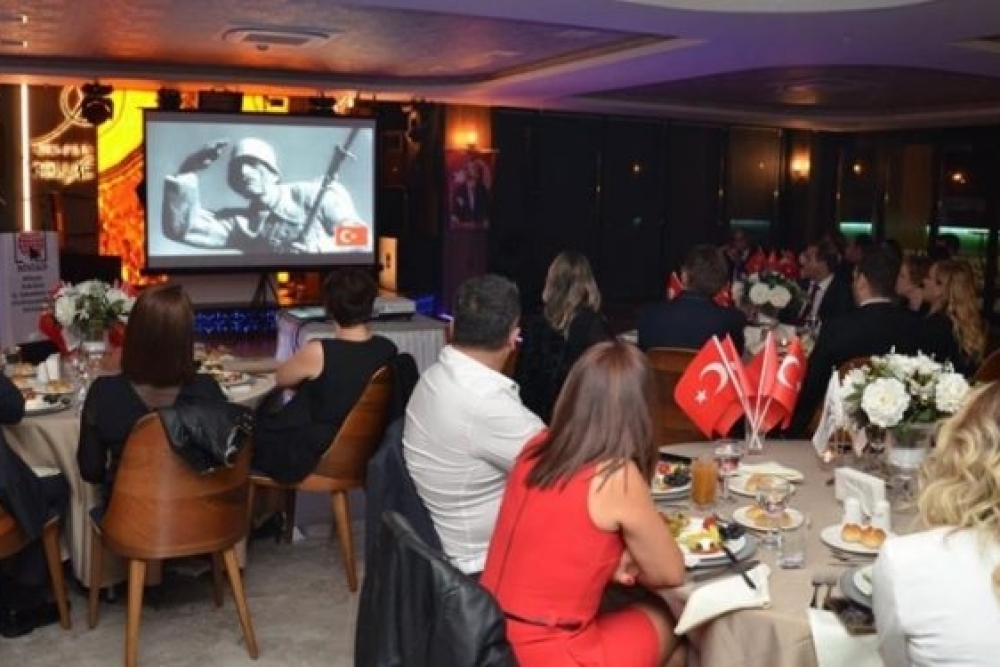 BİSİAD Cumhuriyet Balosunda Buluştu