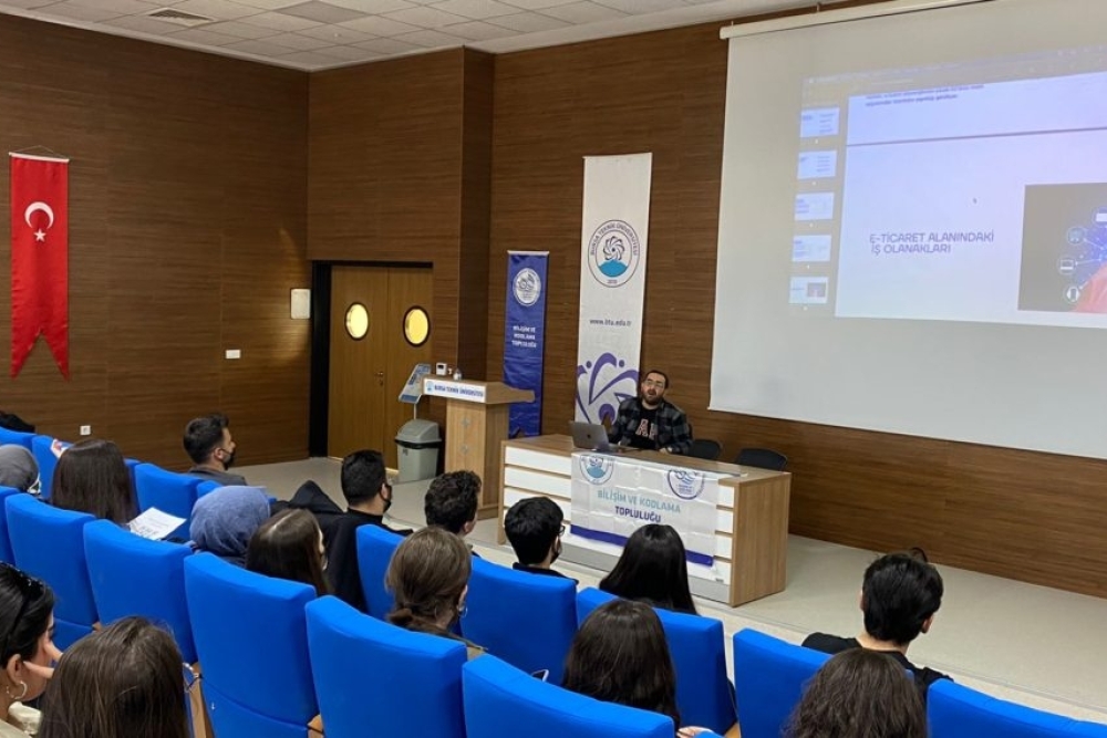 E-Ticaret Seminerimiz Gerçekleştirildi.