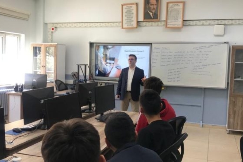 Kestel'de Bilişim Öğrencileri ile Buluştuk.