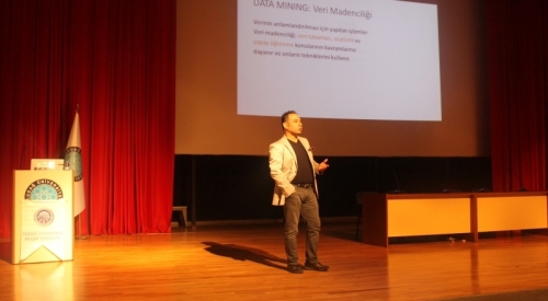 BİSİAD, Uludağ Üniversitesi Bilişim Günlerinde Gençlerle Buluştu. 