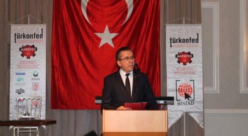 İŞ ADAMLARI VE EŞLERİ CUMHURİYET BALOSUNDA BULUŞTU