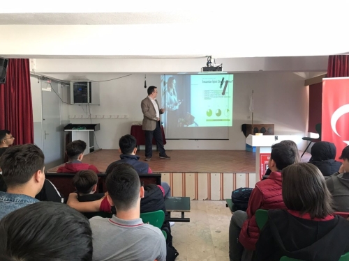 Karacabey'de Bilişim Öğrencileri ile Buluştuk.