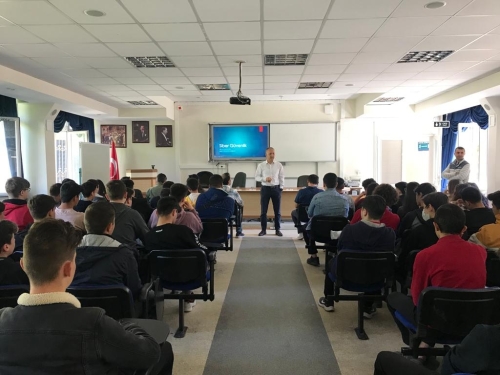 Mustafa Kemalpaşa'da Öğrencilere Siber Güvenlik Semineri Gerçekleştirdik.