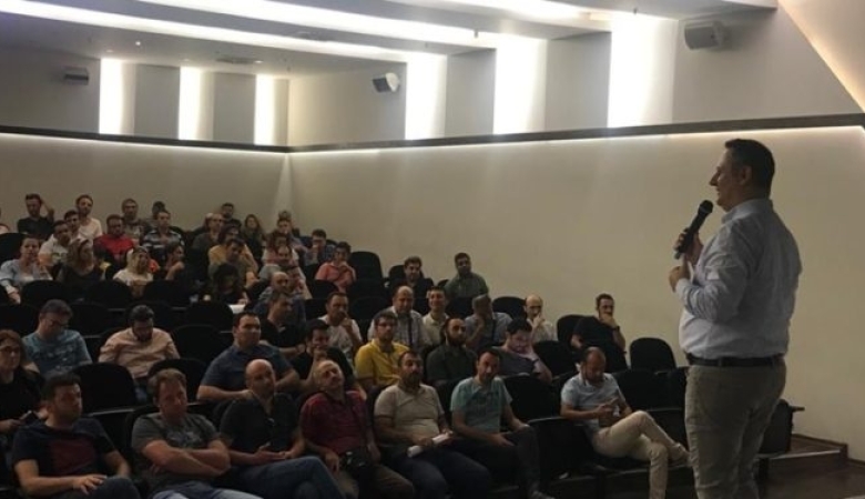 Bursa'da Öğretmenler İle Sektör Yöneticileri Buluştu