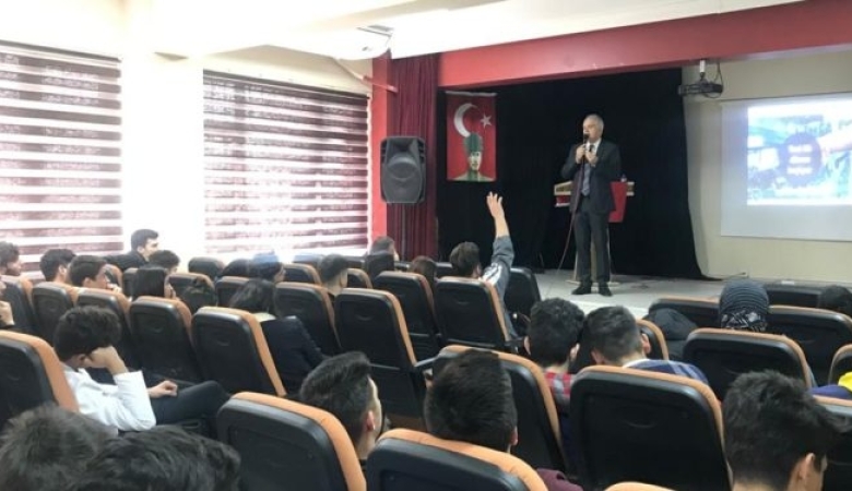 Kariyer Günleri Seminerlerimiz İle Öğrencilerle Buluşmaya Devam Ediyoruz.